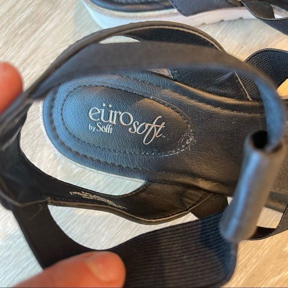 Euro Soft by Sofft black sandals with white sole size 9 - Picture 4 of 8